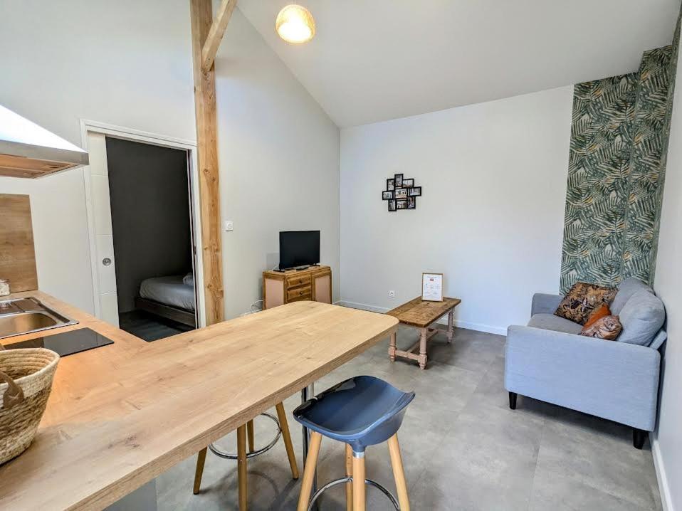 Le Boheme, Sauna & Spa Riorges Extérieur photo